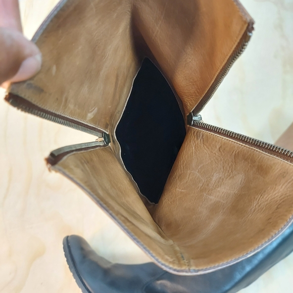 Stuart Weitzman 2-Tone Leather Riding Boots, Sz 8 - Picture 10 of 10